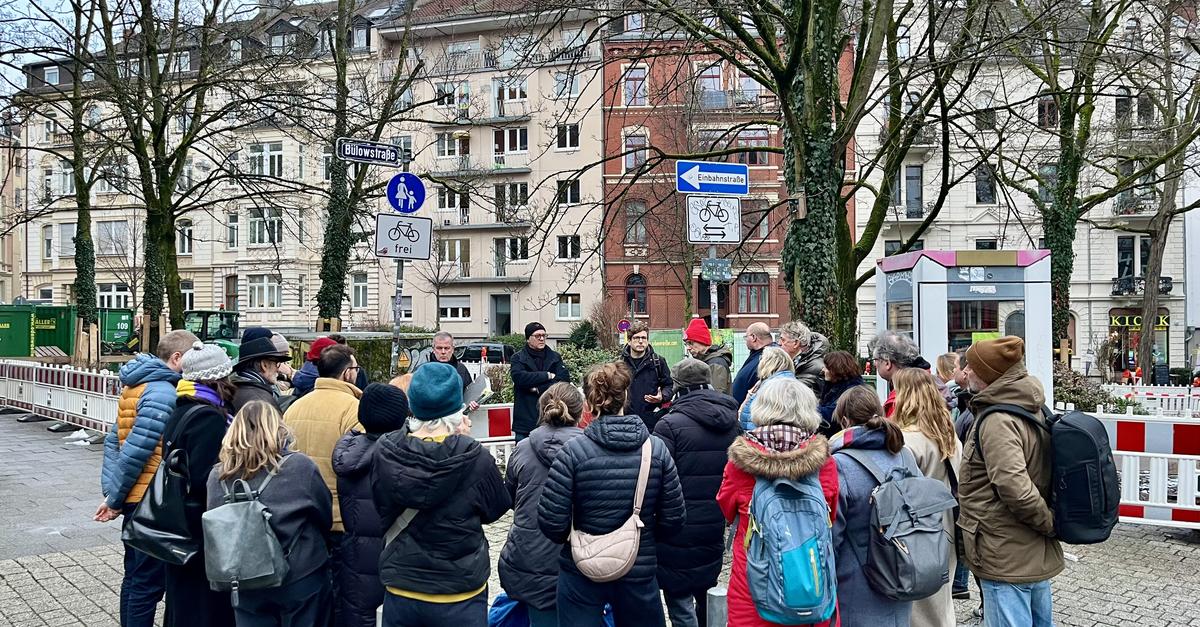 Site visit at Bülowplätzchen in Wiesbaden's Westend: Where will the ...