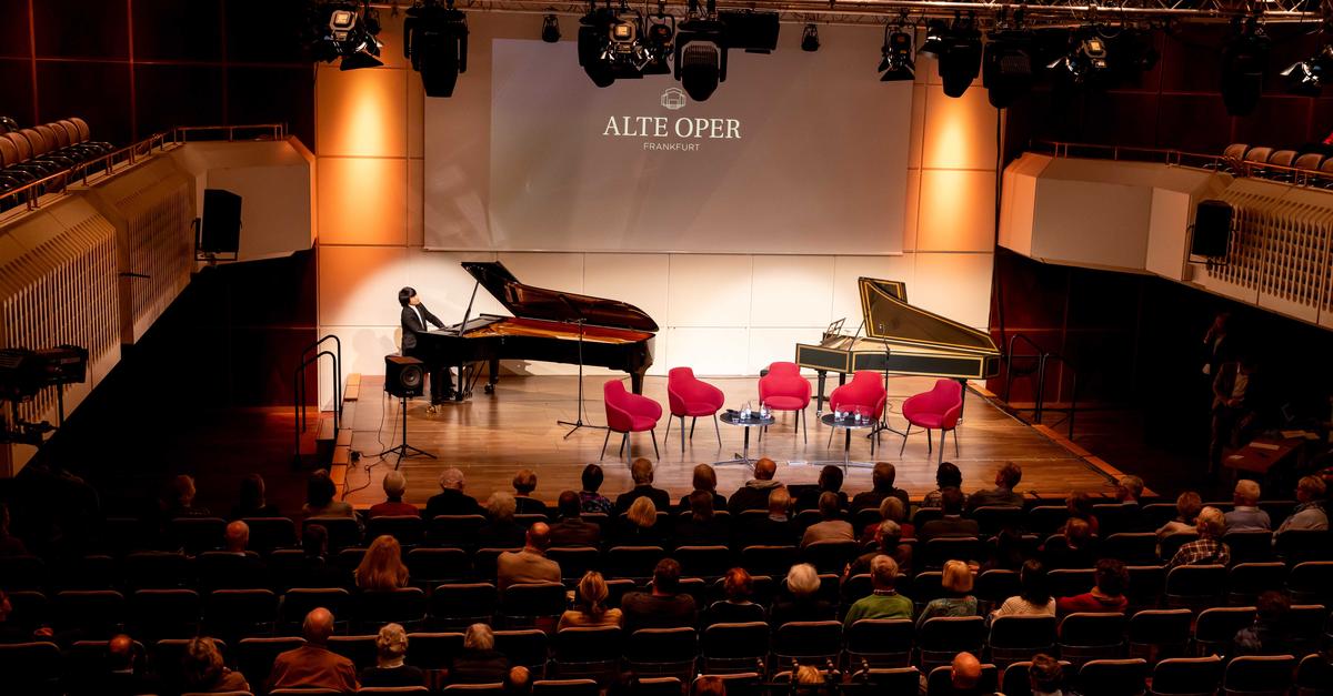 Alte Oper Frankfurt: Elektronisches System und KI verbessern Raumakustik