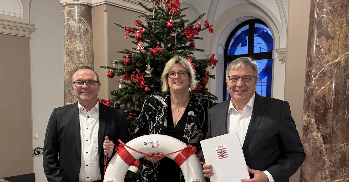 Land-Hessen-f-rdert-Sanierung-des-Freibades-Maaraue