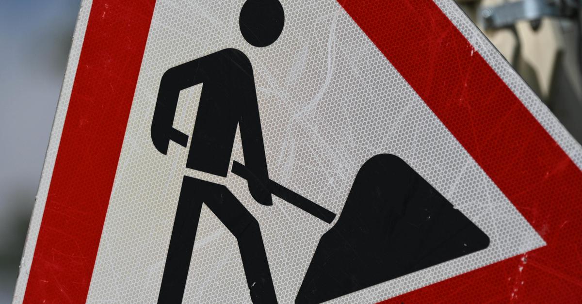 Stra-e-Dambachtal-wegen-Wasserrohrbruch-voll-gesperrt