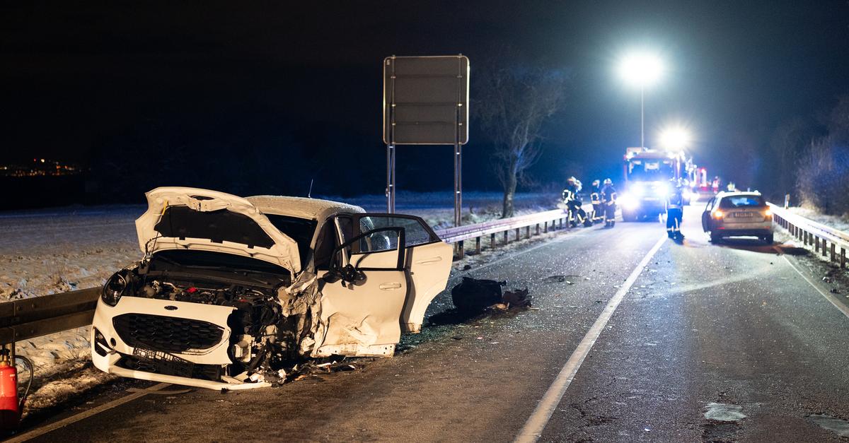 Schwerer-Verkehrsunfall-Mehrere-Verletzte-bei-Wiesbaden
