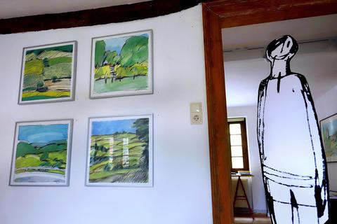 Das Darmstädter Künstlerhaus Ziegelhütte präsentiert Bilder und Grafiken von Helmut Lortz aus Privatbesitz. Foto:. Andreas Kelm