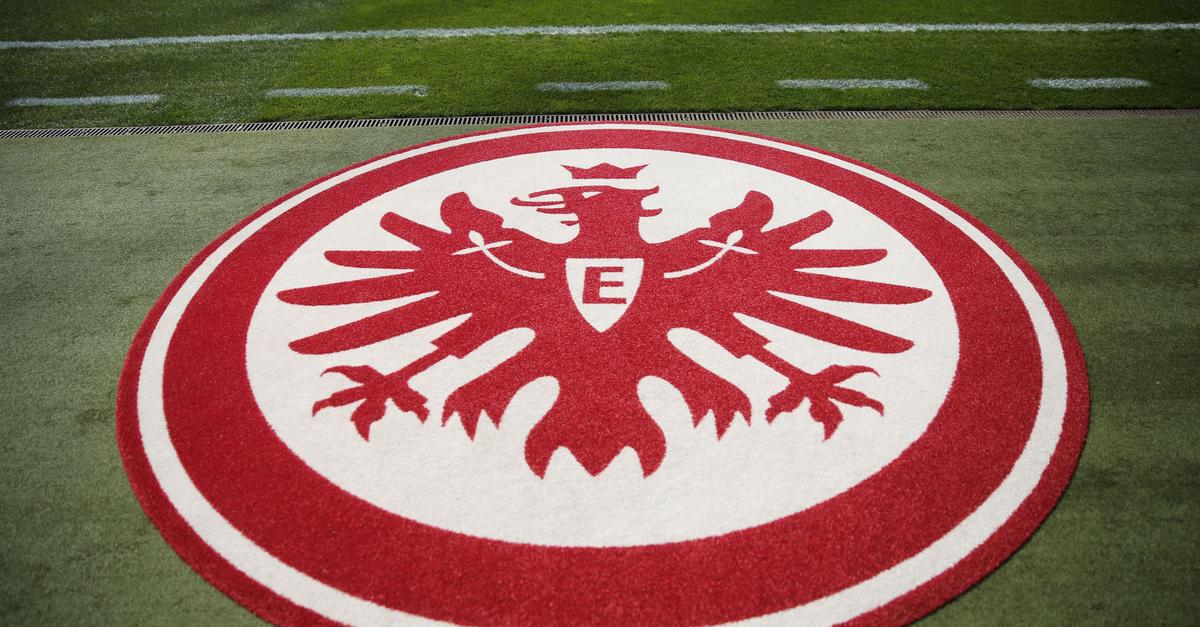 Eintracht-Talente-verlieren-in-Nachspielzeit-in-Barcelona