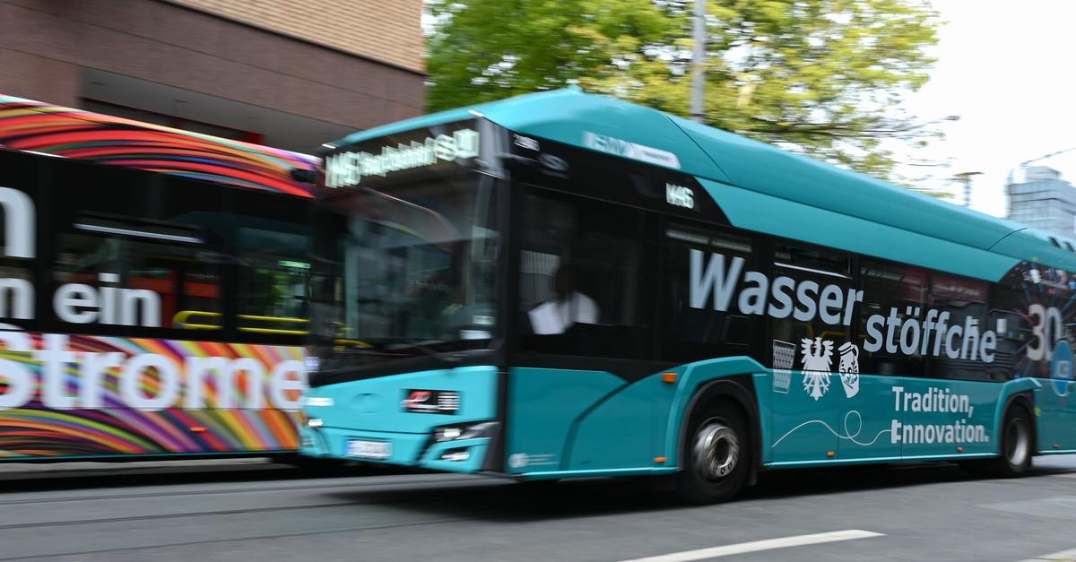 Weitere-Wasserstoffbusse-rollen-bald-auf-Frankfurts-Stra-en