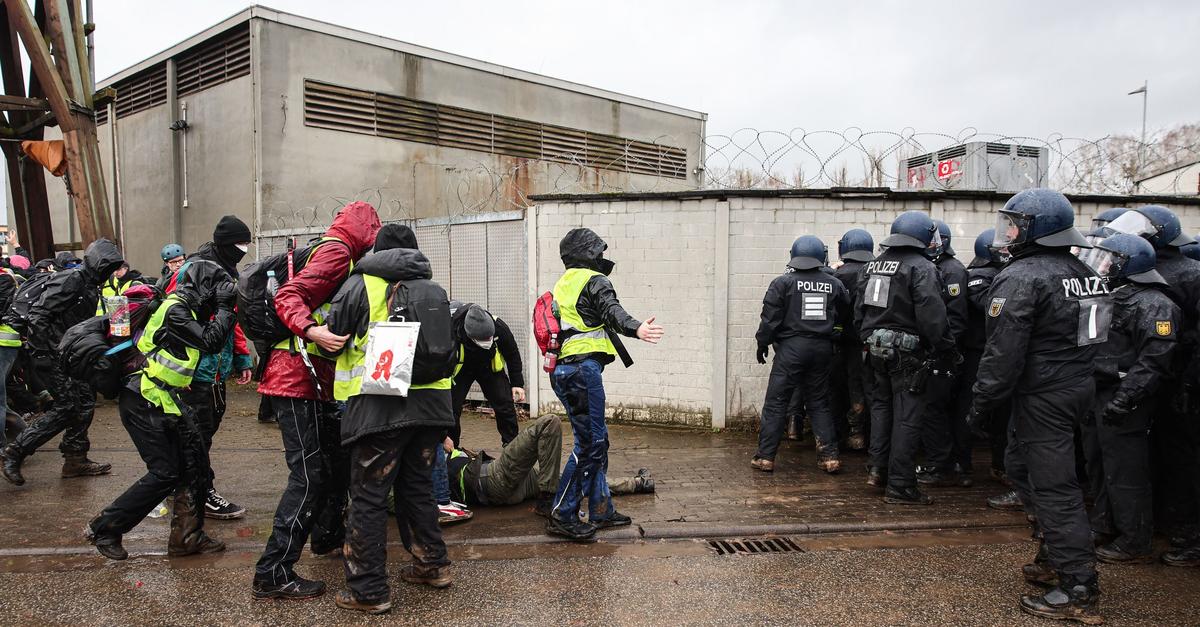 Hessens-Sonderweg-Entsch-digung-f-r-attackierte-Polizisten