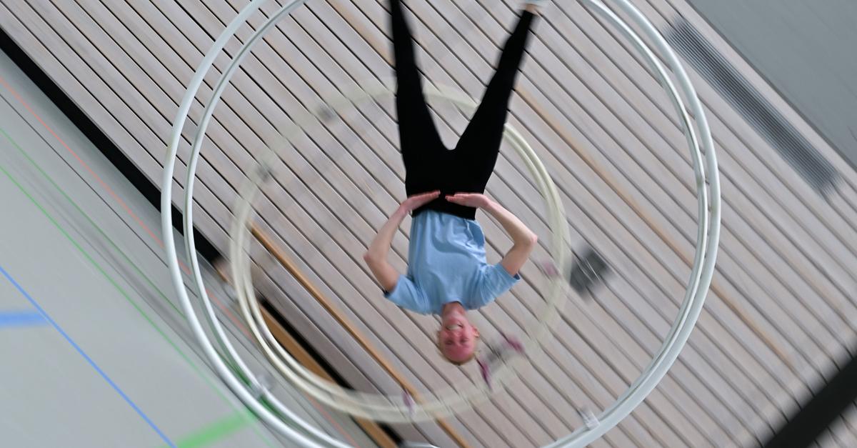 Rh-nradturnen-Drei-Disziplinen-rollen-um-die-Wette