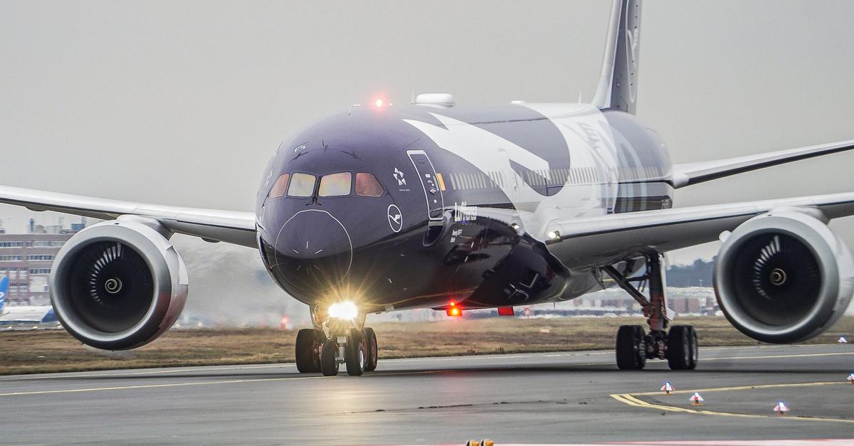 Neue-Jets-und-alte-Schatten-Lufthansa-feiert-100-Jahre