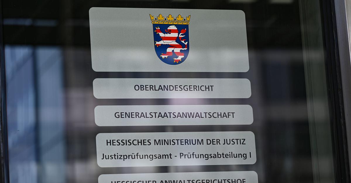 Festnahmen-nach-Bandendiebstahl-von-Pr-zisionsmessger-ten