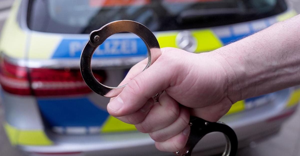 Sicherheitsmitarbeiter bei Supermarkt-Überfall verletzt