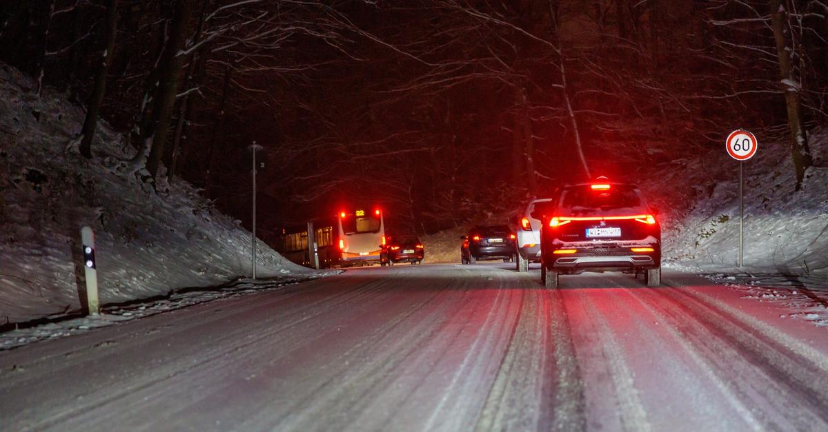 Schnee, Regen, Wind - riskanter Wetter-Mix in Hessen