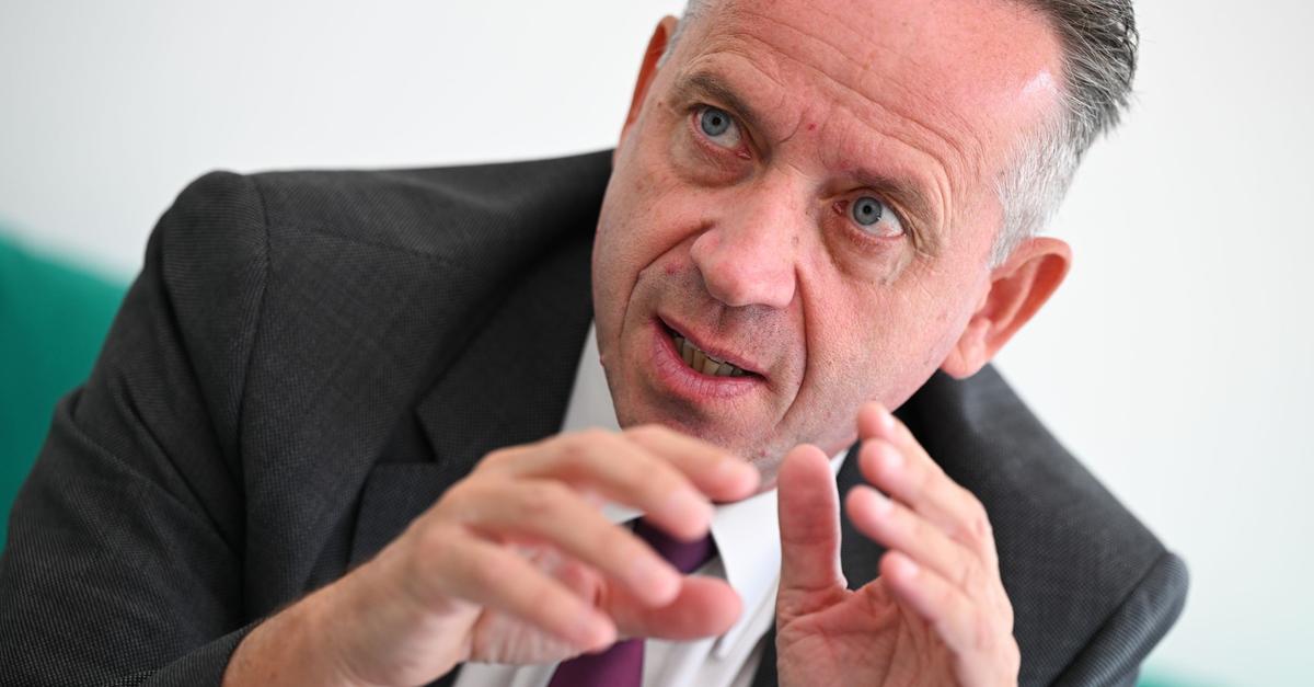 Preisverfall-bei-Milch-trifft-Schw-lbchen-Molkerei-hart