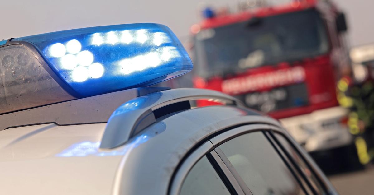 Gasaustritt-an-Wohnhaus-l-st-Feuerwehreinsatz-aus