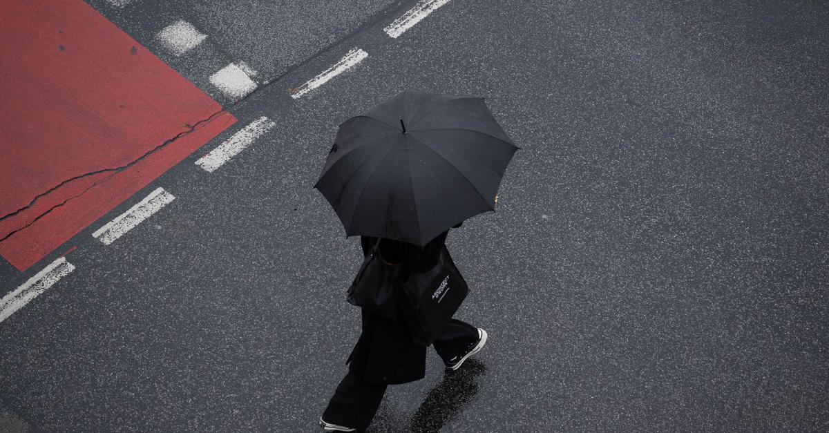 Herbstwetter mit Regen und Wolken in Hessen