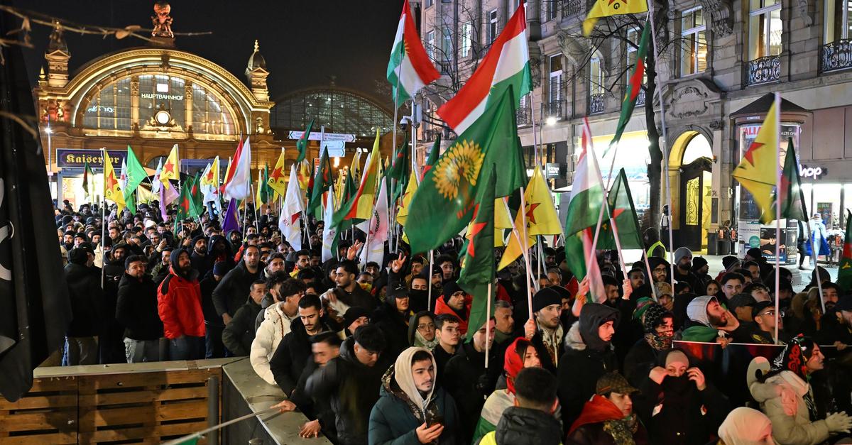 Pro-kurdische-Demonstrationen-in-Frankfurt-Kassel-und-Fulda
