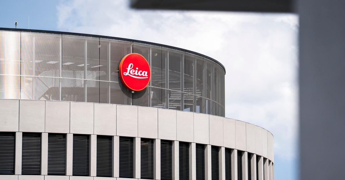Leica launches its own smartphone worldwide