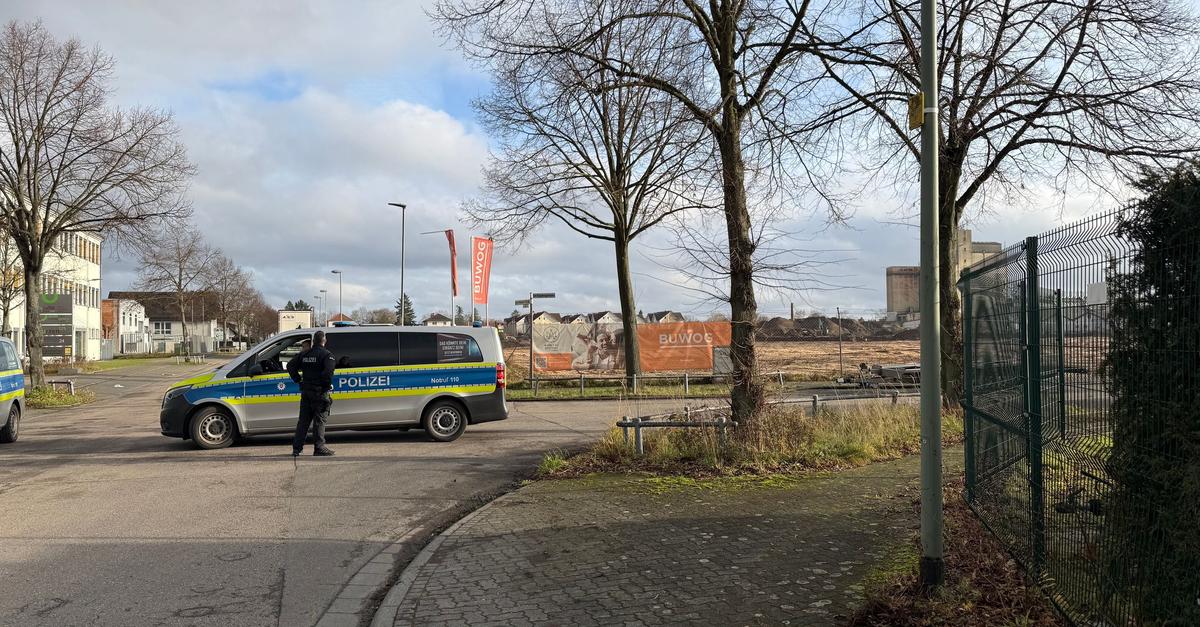 Häuserschäden nach Bombensprengung in Hanau