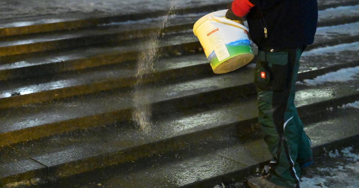 Sch-ner-Tag-glatte-Nacht