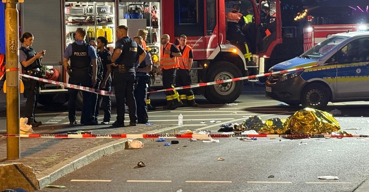 Frankfurt: Zwillinge sterben bei E-Scooter-Unfall - Prozess beginnt