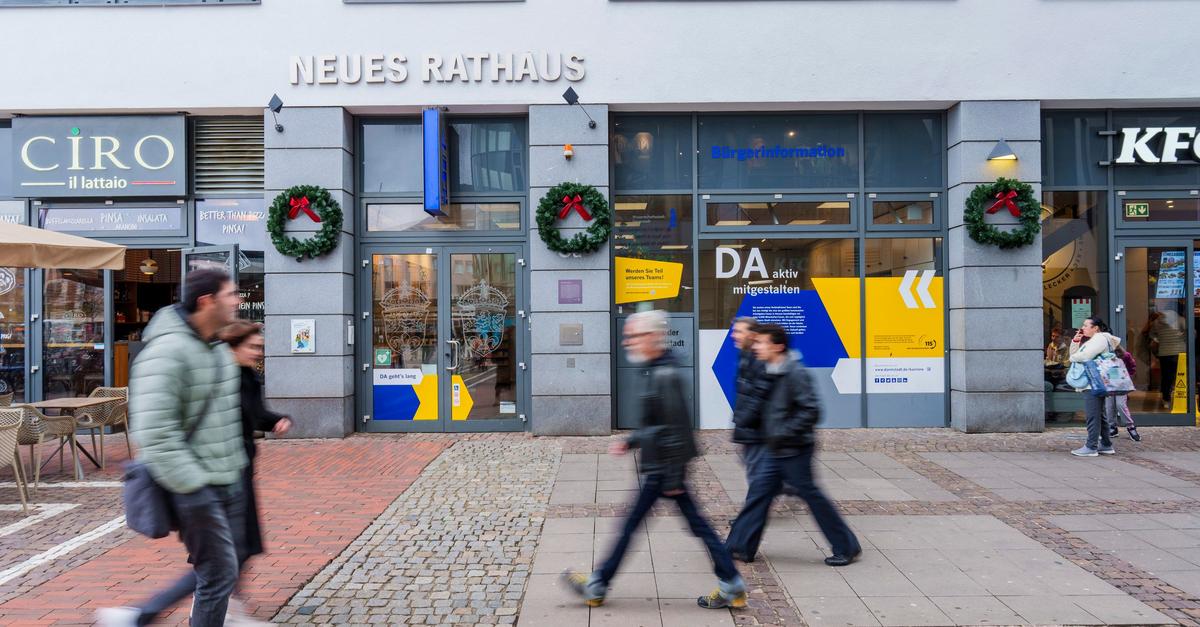 Leiter-von-Akademie-f-r-Tonkunst-geht-nach-Vorw-rfen