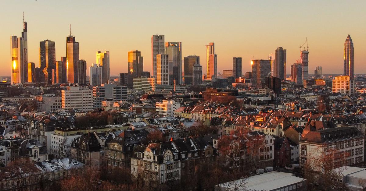 Neuer Cum-Ex-Prozess in Frankfurt: Fondsmanager vor Gericht