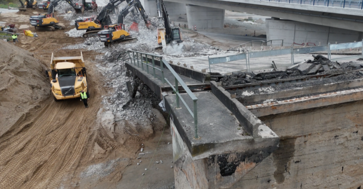 Die A67-Vollsperrung nach Brückensprengung dauert länger an als geplant