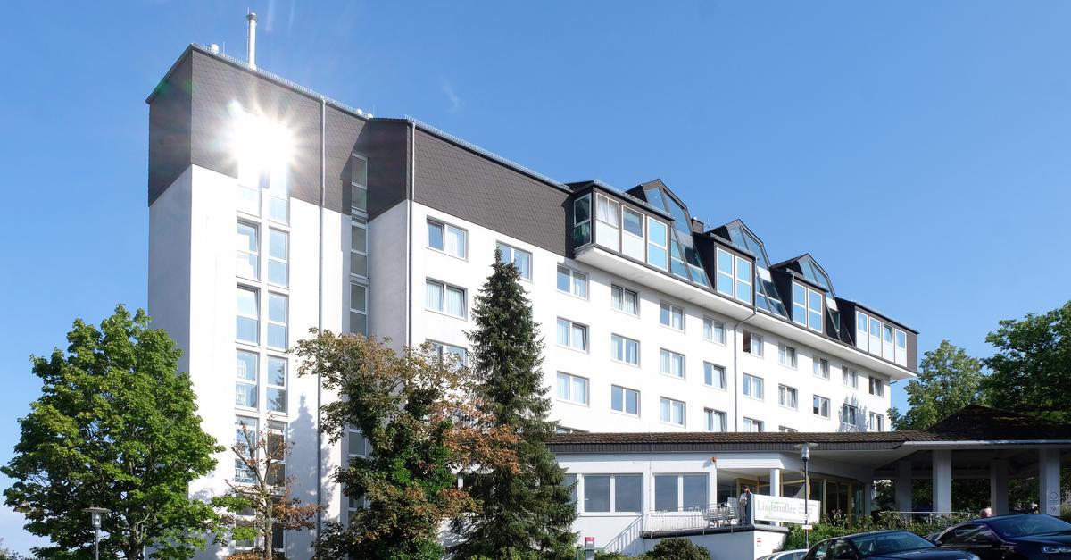 Doppelspitze-im-Klinikzentrum-Lindenallee