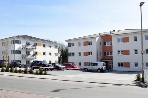 In jedem der beiden Häuser der Baugenossenschaft Geisenheim am Kosakenberg gibt es zwölf Wohnungen. Archivfoto: Heinz Margielsky