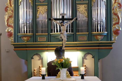 „Orchester des Ortes“: Die Marcander-Orgel ist in die Odilienkirche in Springen zurückgekehrt. © Martin Fromme