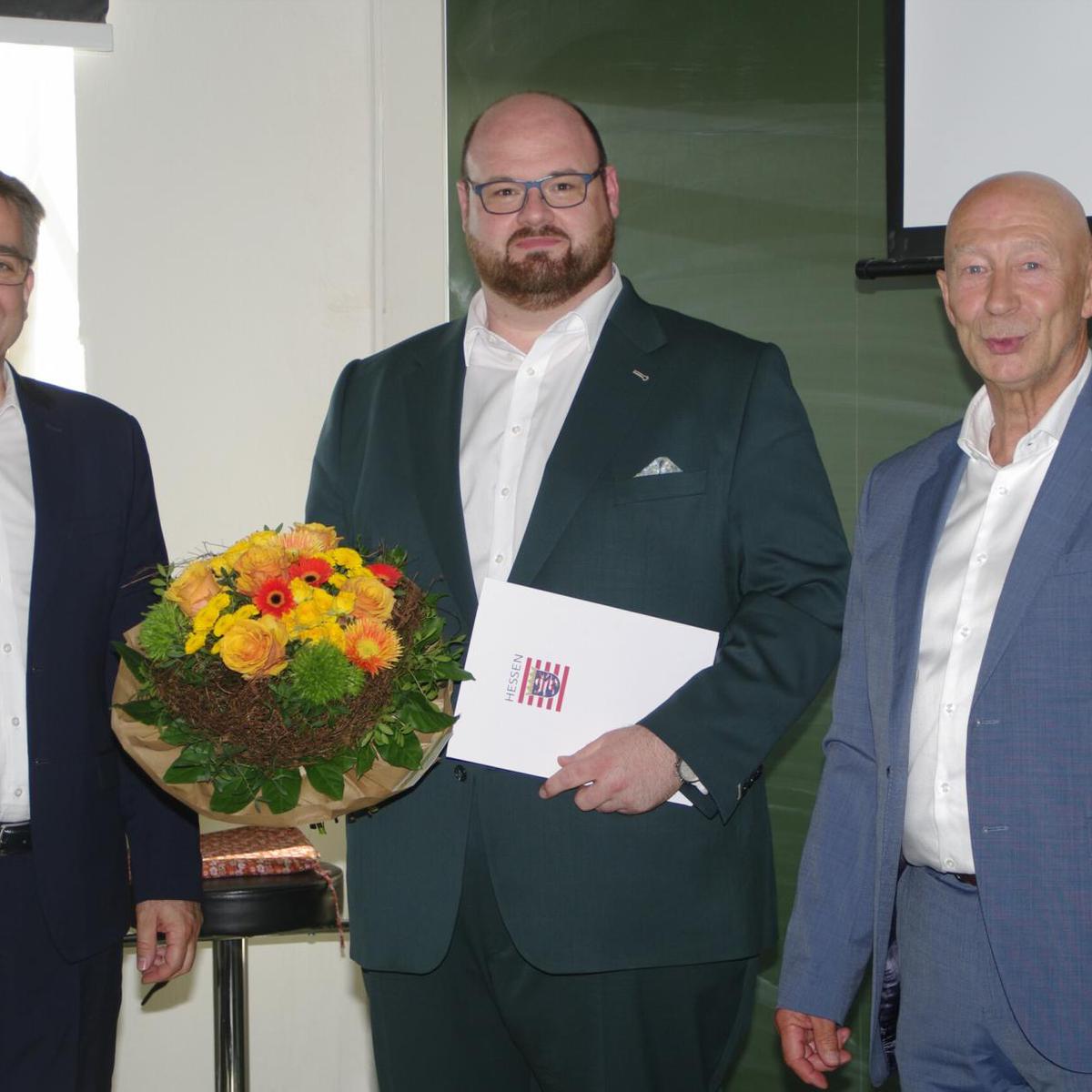 Andreas Dewald hält Antrittslesung in Idstein Wiesbadener Kurier Foto