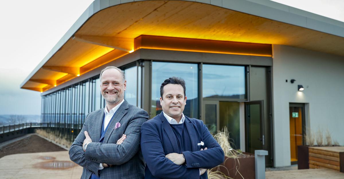 Kiedricher-Luxushotel-Wald-Weit-erh-lt-neuen-Hoteldirektor