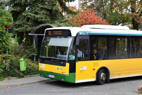 Bis in den Dezember betrieb die NVG noch die Busse der RTV.