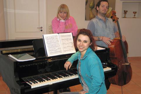 Die Liebe zur Musik und ein neues Konzept haben sie zusammengeführt: Andrea Preusche-Glebocki, Elina Akselrud und Eugene Lifschitz (von links). Foto: Thorsten Stötzer