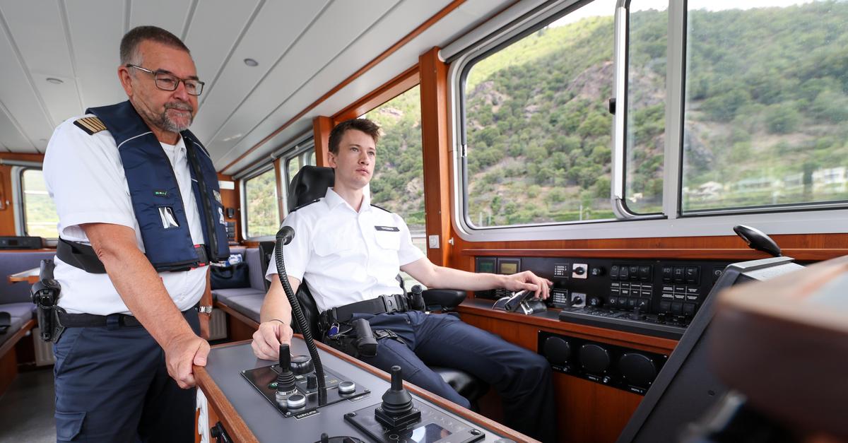 A dream job on the water in the Middle Rhine Valley