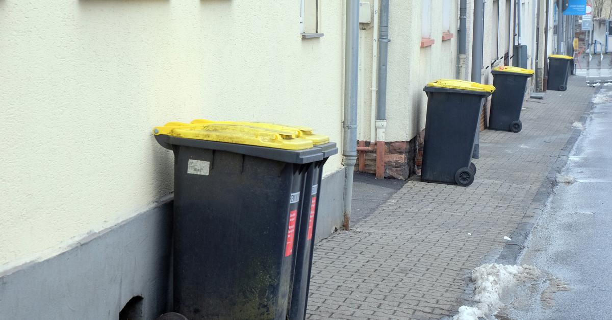 Stadt-Taunusstein-greift-zu-h-rteren-Bandagen-im-Tonnenzwist