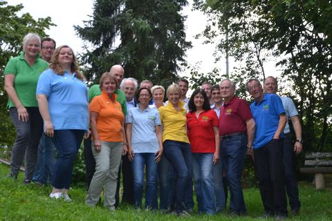 Die 17 Gründungsmitglieder des neuen Vereins „Lebendiges Orlen“ haben sich viel vorgenommen. Foto: Verein