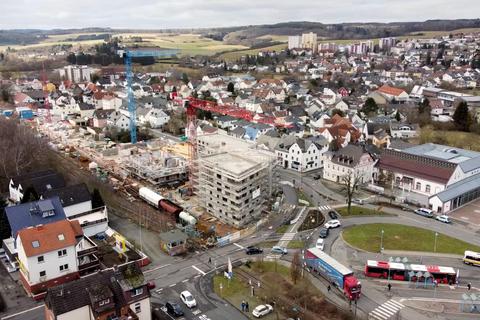 Das bisher größte Bauvorhaben in der Taunussteiner Geschichte: die Hahner Mitte am Kreisel in Hahn. Foto: Stadt Taunusstein