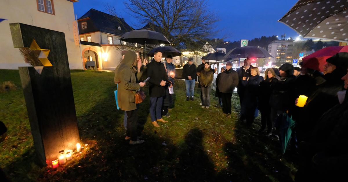 Taunussteiner-gedenken-Opfern-des-Nationalsozialismus