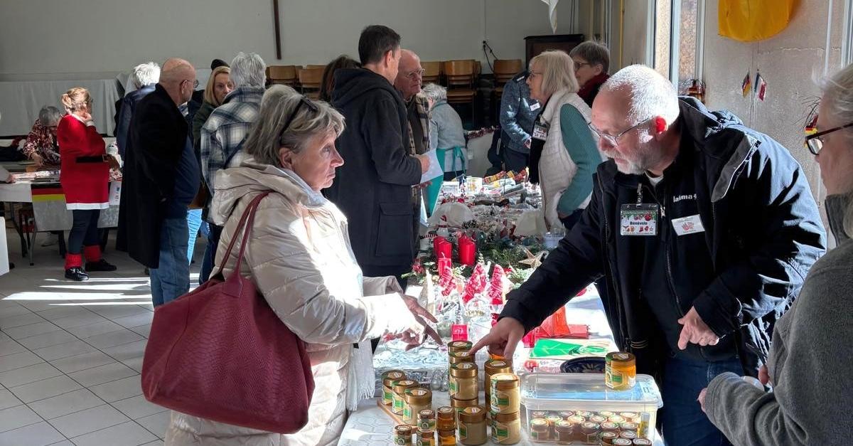 Walluf-bringt-Rheingauer-Weihnachtsmarkt-an-die-C-te-d-Azur
