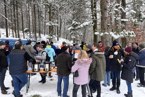 Einer Winterwanderung der Dorfgemeinschaft Laudenau markierte den Start in eine Veranstaltungsreihe unter dem Motto „Altes Dorf – ganz schön lebendig“. © Dorfgemeinschaft