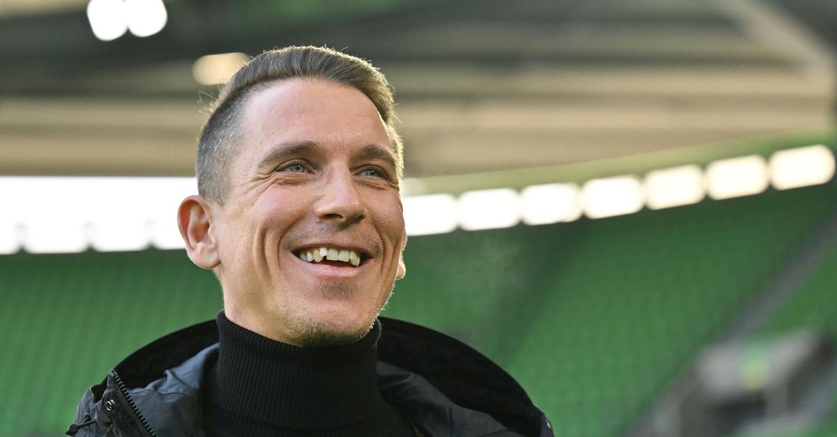 Trainerlehrgang-und-Bundesligajob-Wolfsburg-Coach-im-Stress