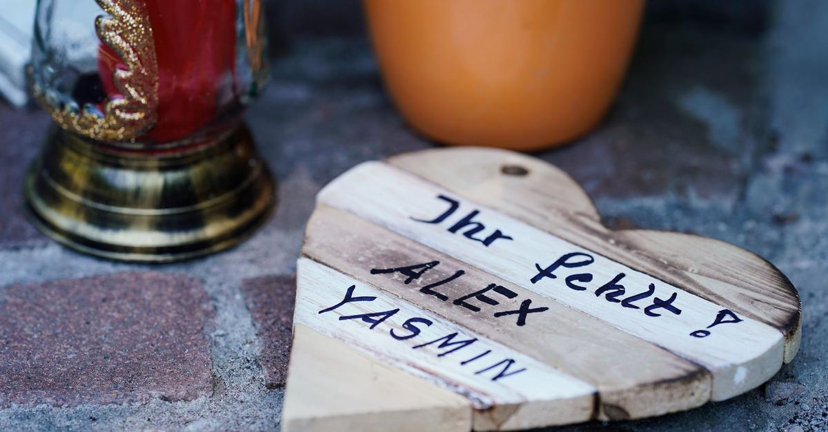 -Die-Trauer-bleibt-Polizei-gedenkt-ermordeten-Polizisten