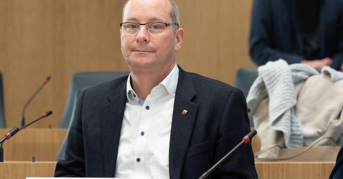 20-Abgeordnete-scheiden-aus-Schreiner-ist-Dienst-ltester