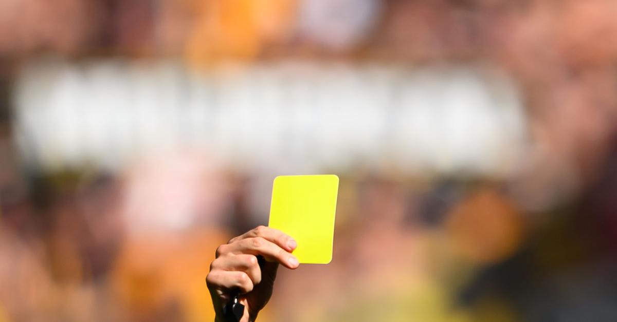 Streit-um-Gelbe-Karte-eskaliert