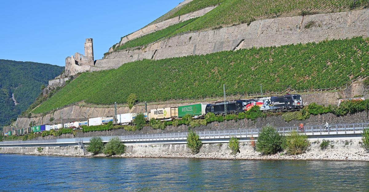 Im-Juli-sperrt-Bahn-rechtsrheinische-Strecke-f-r-Sanierung