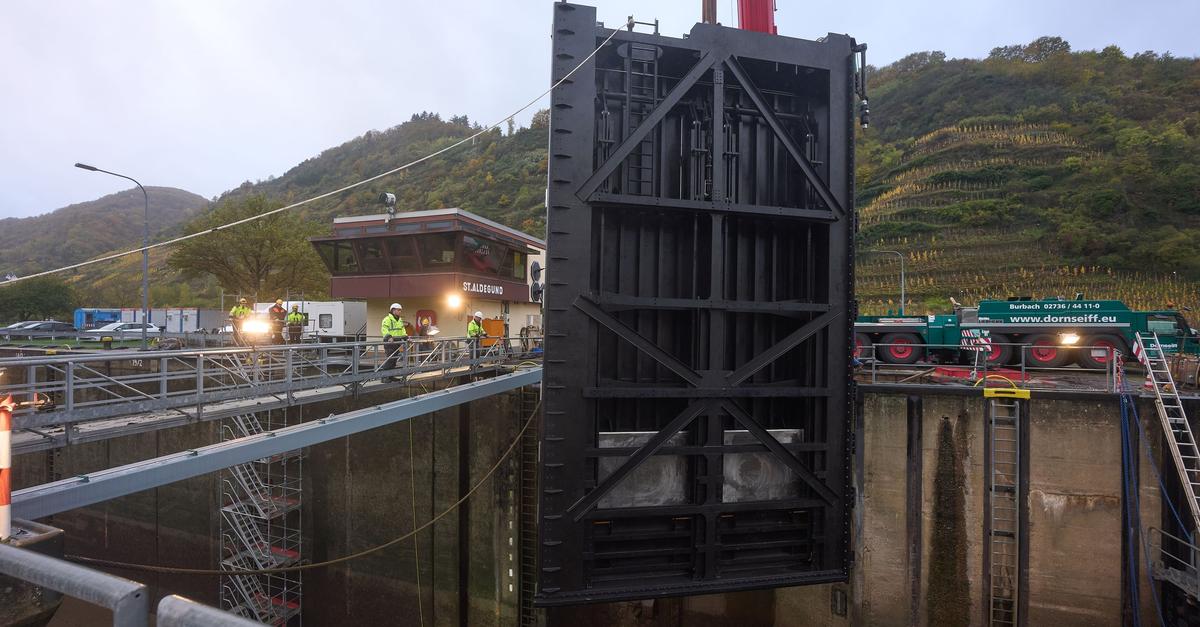 Regierungschefs-dringen-auf-Ausbau-der-Moselschleuse