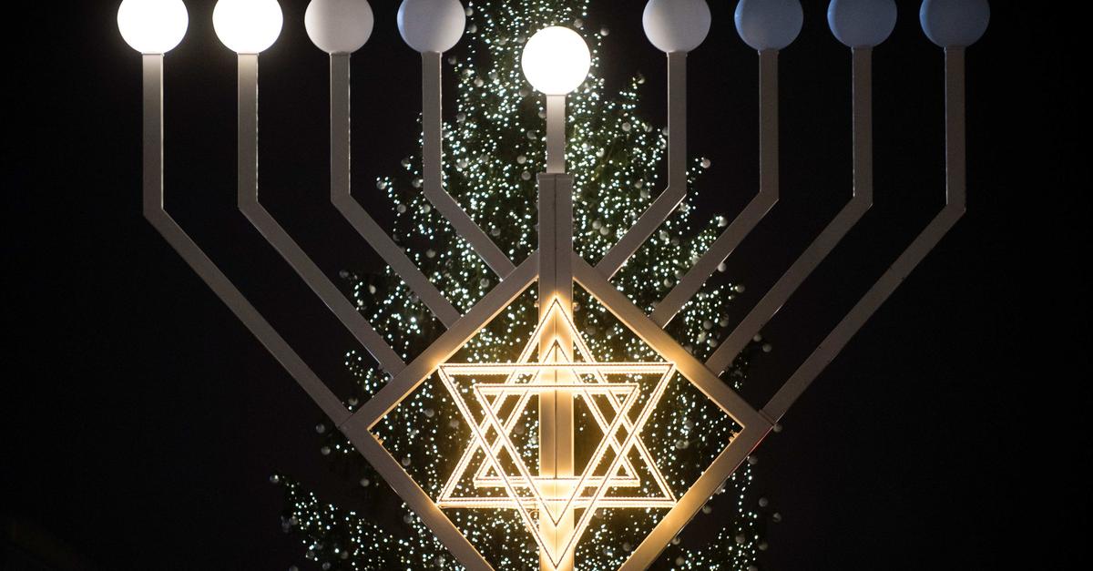 Mainz-feiert-Chanukka-Zeichen-f-r-j-disches-Leben-gesetzt