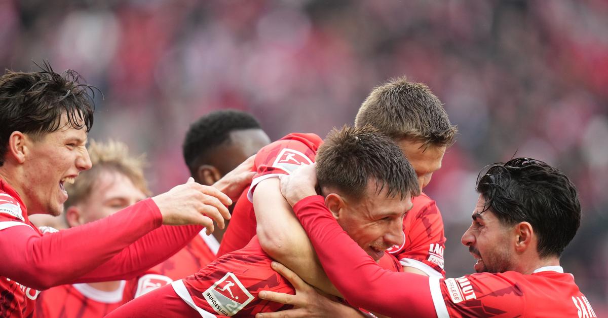 3-1-gegen-Dresden-Kaiserslautern-h-lt-Kontakt-zur-Spitze