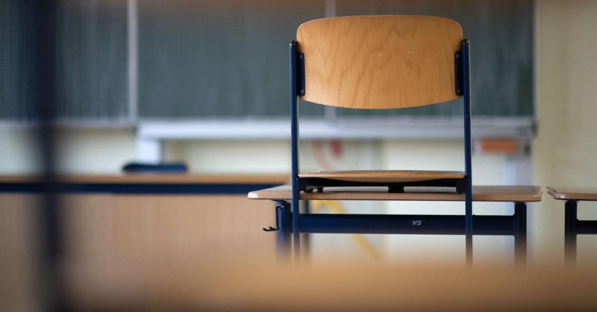 Hitzige-Schuldebatte-im-Parlament