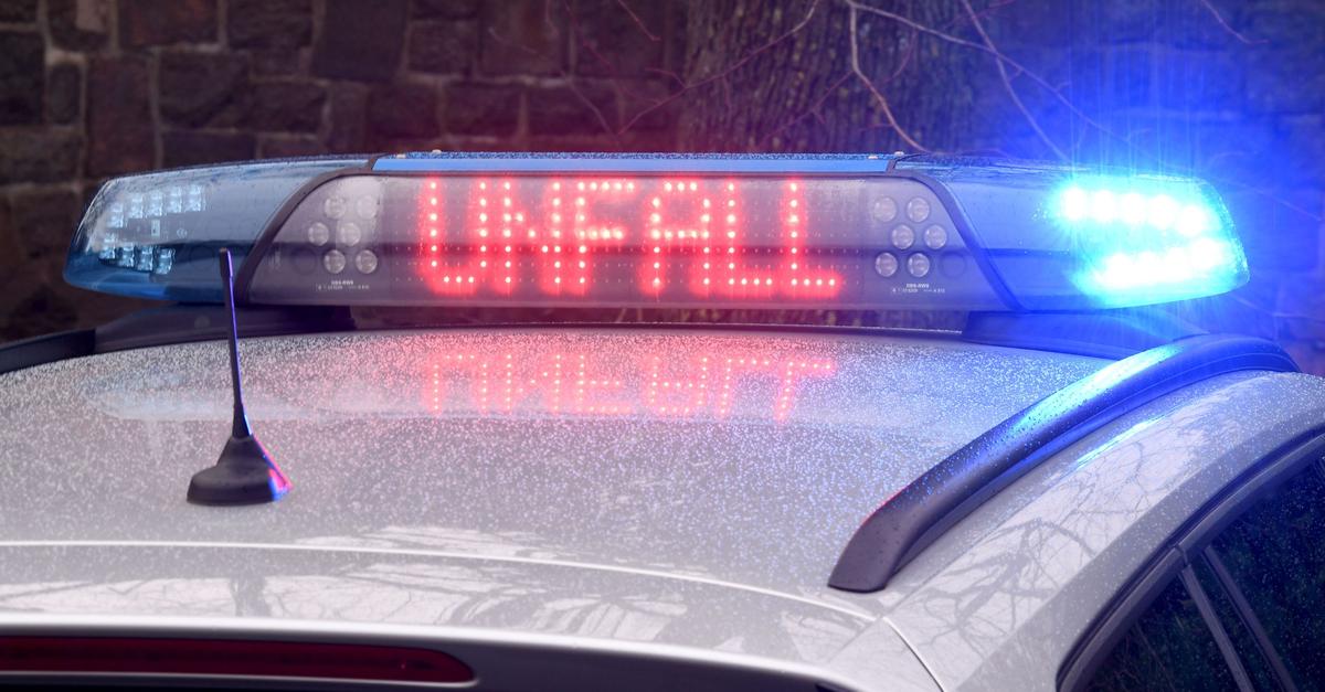 Mit Sommerreifen überholt – drei Verletzte bei Zusammenstoß