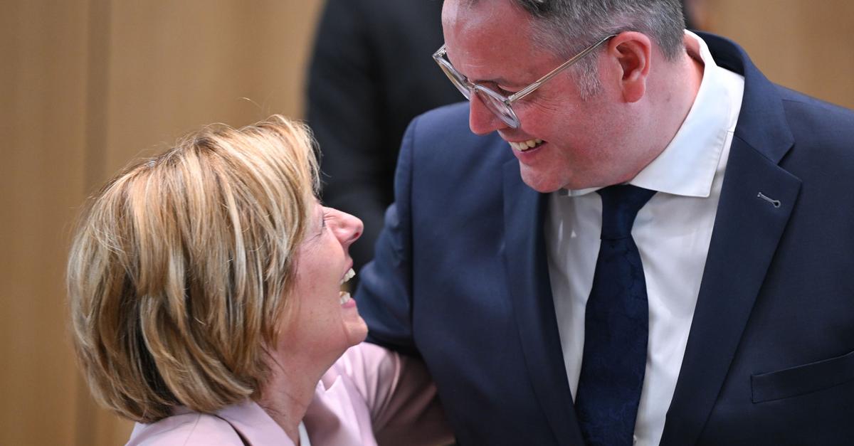 Dreyer-wird-65-Schweitzer-hebt-ihre-Verdienste-hervor